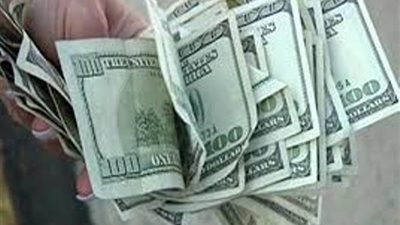 ضبط صاحب محل لاتجاره فى النقد الاجنبى بمصر القديمة