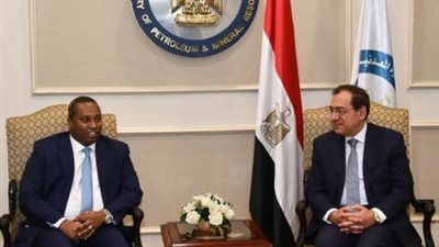 وزير البترول يبحث مع نظيره الجيبوتى التعاون المشترك بين البلدين