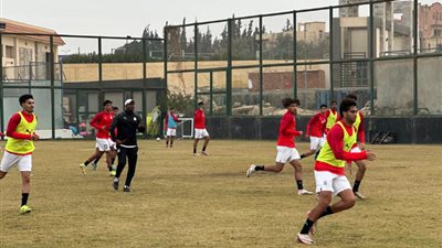 منتخب الشباب يتعادل مع غزل المحلة فى حضور أبوريدة