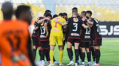 بدلاء الأهلي أمام فاركو بالدوري المصري