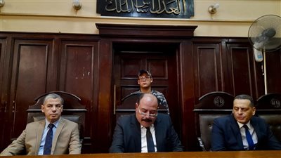 المؤبد لاربعة متهمين قتلوا شخص بالشوم بعدجلسة تحكيم عرفية