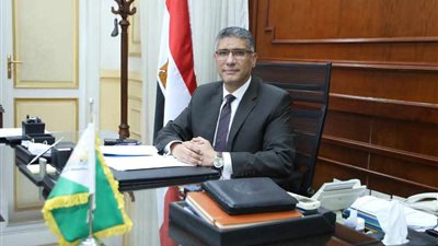 بالأسماء.. حركة تنقلات مديرى الإدارات بالجيزة