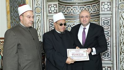 محافظ بني سويف يهنئ أبناء المحافظة بذكرى الإسراء والمعراج