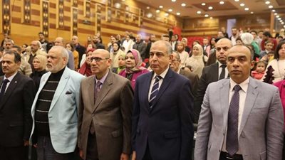 محافظ المنيا يشهد انطلاق 