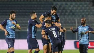 بيراميدز يتقدم على الأهلي بهدف من نيران صديقة - شاهد