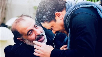 محمد هنيدي وسامح عبد العزيز في كواليس 