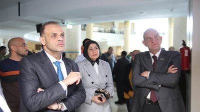 وفد دولة جامبيا يزور مستشفى شفاء الأورمان ويشيد بمستوى الخدمة