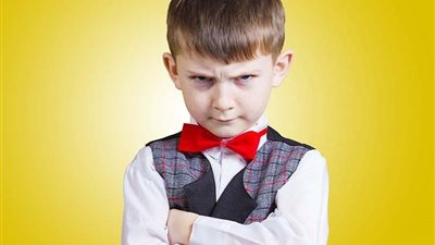 10 نصائح هامة يجب الاعتماد عليها في التعامل مع الطفل العنيد