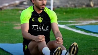 أحمد حمدي يواصل برنامجه التأهيلي على هامش مران الزمالك