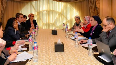 د ياسمين فؤادنسعى لسرعة الخروج باستراتيجية وطنية للاقتصاد الأزرق