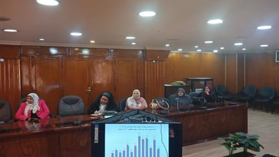 محافظ أسيوط : ضرورة تكاتف الجميع لمواجهة الزيادة السكانية