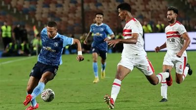 ملعب الدفاع الجوي يستضيف لقاء الزمالك وبيراميدز