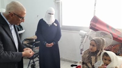 لليوم الثاني محافظ شمال سيناء يزور الجرحي الفلسطينيين