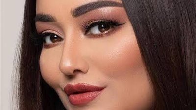 الجمهور يطالب ياسمين عبد العزيز بدعم راندا البحيري..