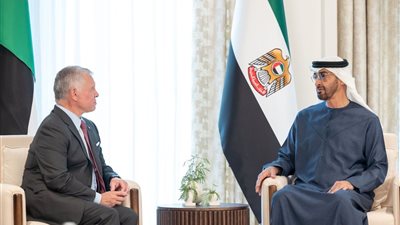رئيس الإمارات وملك الأردن يؤكدان على السلام عبر حل الدولتين