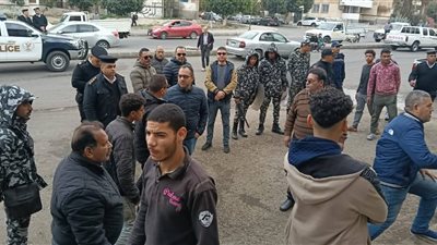 رشاد: حملة اشغالات مكبرة فى مدينة العبور بمعاونة الشرطة