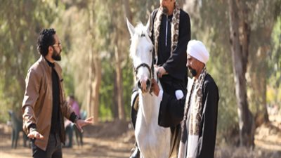 أحمد عبد العزيز يدخل فى صراعات مع أحمد العوضى فى 