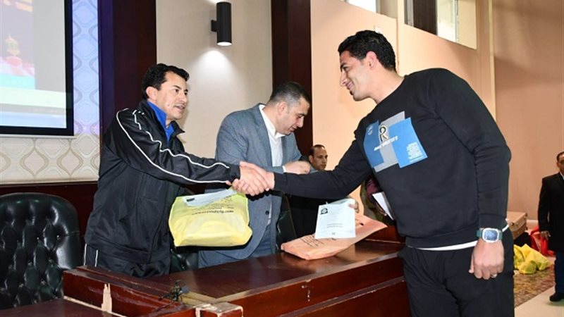الدكتور أشرف صبحي