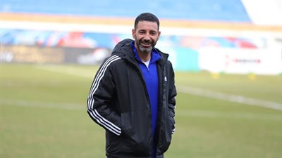 فاركو يصرف مكافاة الفوز على سيراميكا
