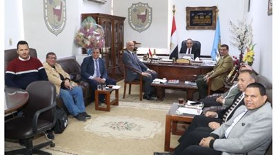 جامعة سوهاج تنظم دورة تدريبية لمحو الأمية من الأبجدية إلى التعايش