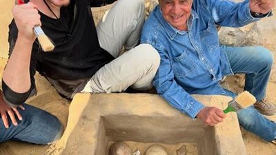 زاهي حواس يكشف تفاصيل تصوير «مستر بيست» فيلم أهرامات الجيزة