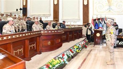 وزير الدفاع يشهد تنفيذ المرحلة الرئيسية لمشروع مراكز القيادة التعبوي