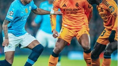 بيلنجهام يضيف الهدف الثالث فى شباك مانشستر سيتي - شاهد