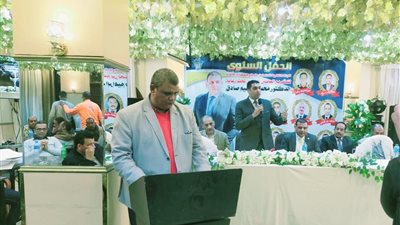 نائب محافظ الأقصر يكرم العاملين المتميزين بقطاع الكهرباء