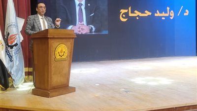 خبير أمن المعلومات:هوس التريند كارثة علي مستقبل الشباب