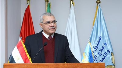 الاشمونى والدرندلى يشهدان احتفالية تخرج أول دفعة للمتعافين