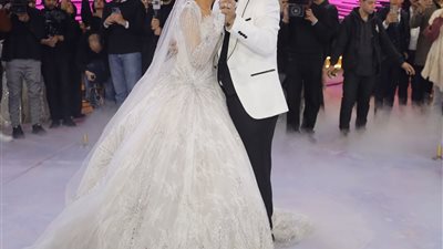 الكابتن إسماعيل موسى يحتفل بزفاف كريمته