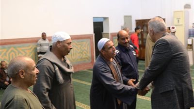 محافظ أسوان يشهد الأمسية الدينية وإحتفالية مديرية الأوقاف