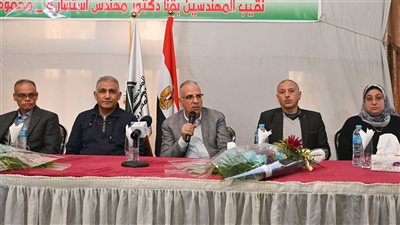 وزير الري:تعظيم الإستفادةمن أملاك الوزارة وتحسين الوضع المادى للعاملين