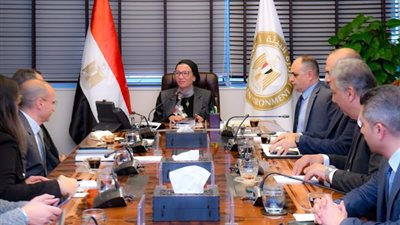 وزيرة البيئة: نحرص على تهيئة المناخ الداعم لتحويل المخلفات لطاقة