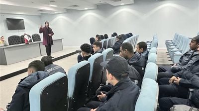 تنسيق تدريبات لأفراد الامن بالمجمع الطبي بالسويس