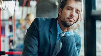 الأسباب المحتملة للشعور بالانعاس المفرط