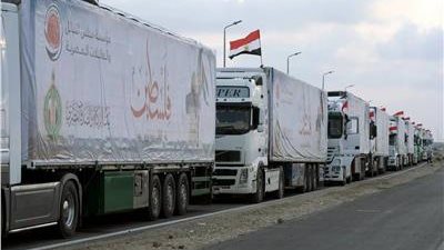 دخول 88 شاحنة مساعدات إلى معبري العوجة وكرم أبو سالم