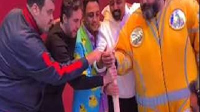 أوس أوس برفقة أبطال 