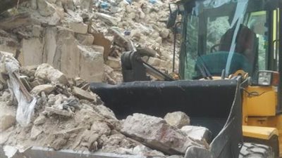 رفع 5 أطنان رديم من العطارين وسط الاسكندرية
