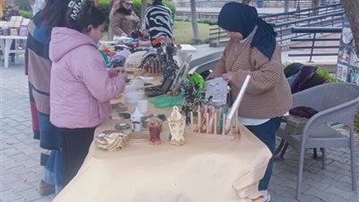 الهيئة الإقليمية لتنشيط السياحة بالفيوم تنظم معرضاً للحرف اليدوية