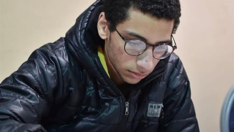 اللاعب الدولي أحمد