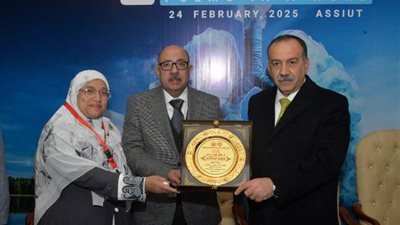 محافظ أسيوط يشهد فعاليات المؤتمر العلمي السنوي الثاني لمستشفى الصدر