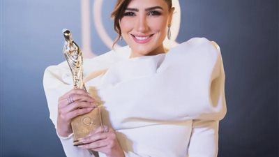 مى عمر عن تكريمها من مهرجان العراق: سأسعى لتقديم الأفضل