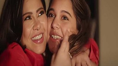 شيرين عبد الوهاب مطلوبة على السوشيال بعد خطفها الأنظار بأحد الإعلانات