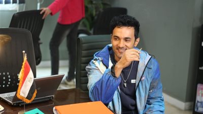 جريمة منتصف الليل الحلقة 6. تامر يطلب الكوكايين وطارق يدخل فى المخدرات