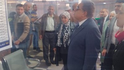 محافظ الدقهلية في جولة مفاجئة لبلقاس يحيل 12 موظف للتحقيق