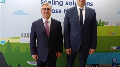 وزير البترول يبحث مع رئيس شيفرون خططها المستقبلية لزيادة الإنتاج