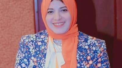 نرمين نجيب تناقش تأثير السوشيال على الأسرة في عصر الذكاء الاصطناعي