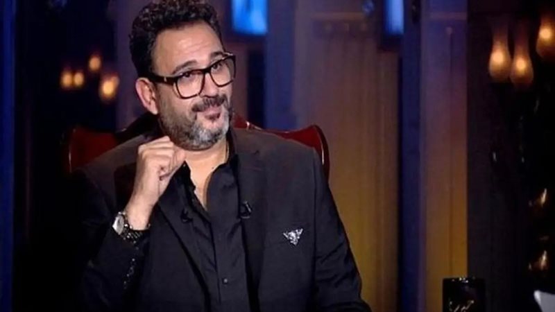 الفنان أكرم حسني