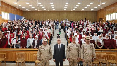 أولى دورات التربية الوطنية للفتيات بجامعة المنيا